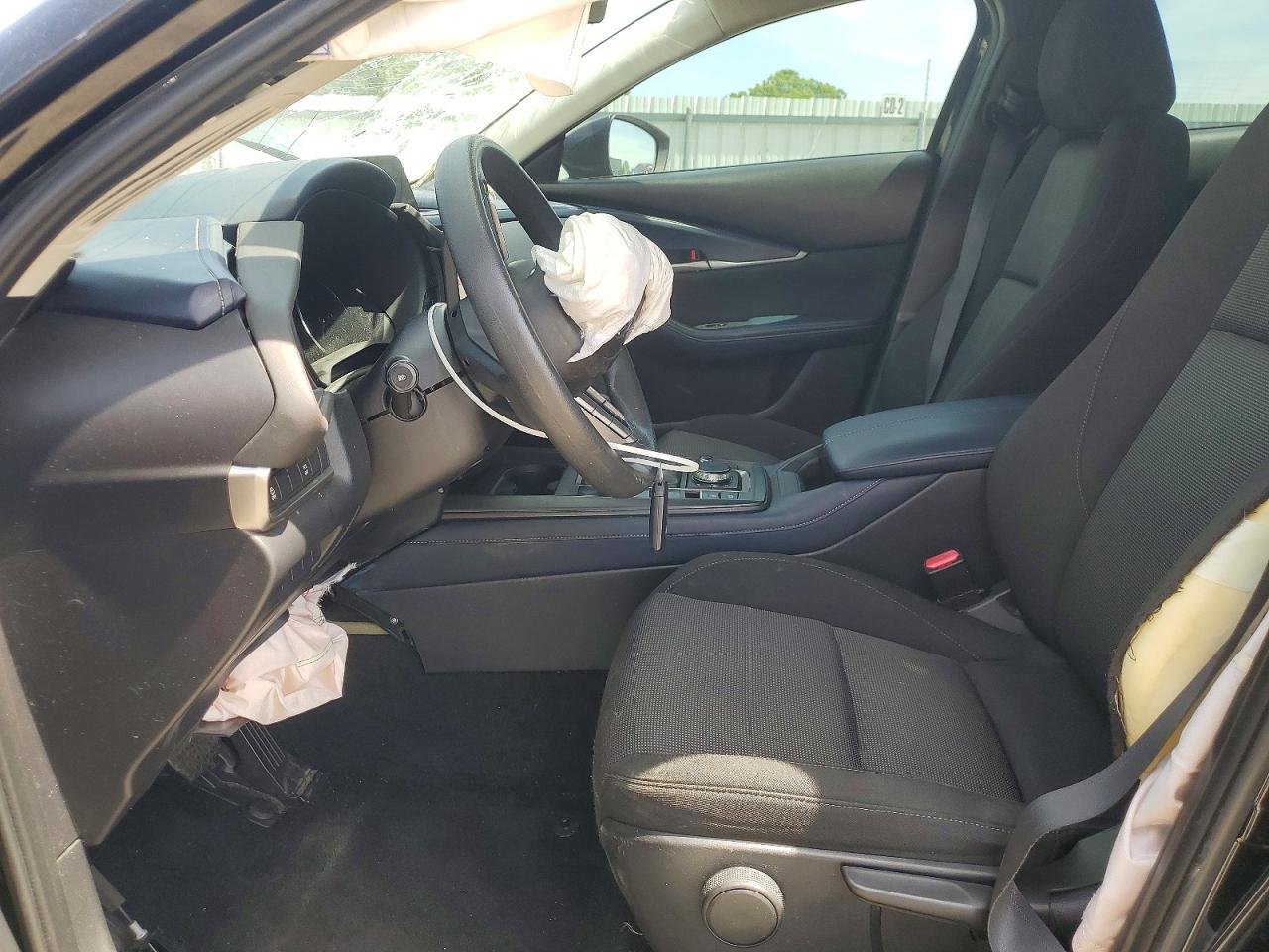 MAZDA CX-30 2021 — 8