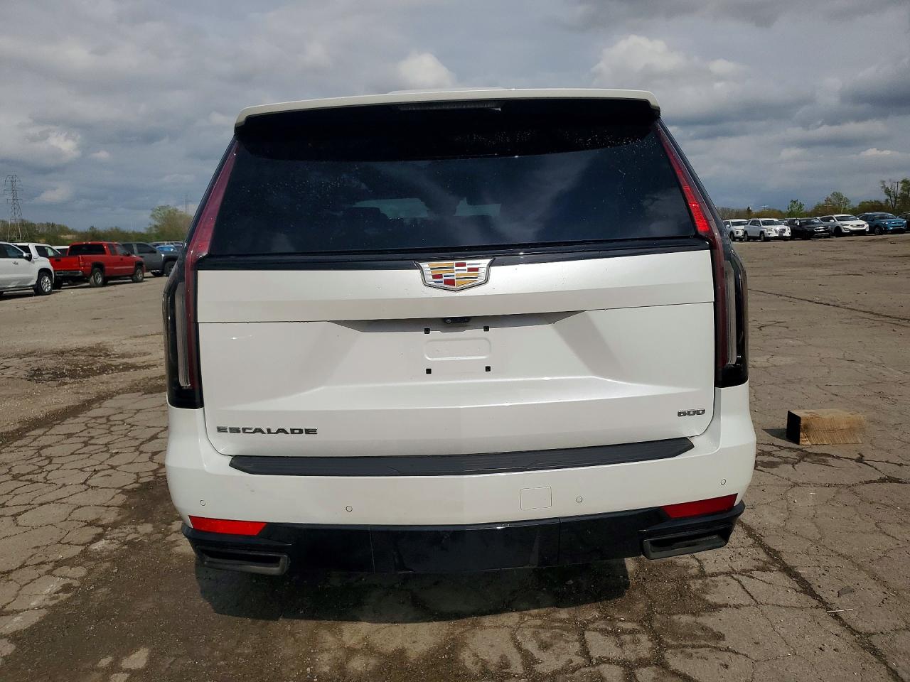 CADILLAC ESCALADE 2021 — 7