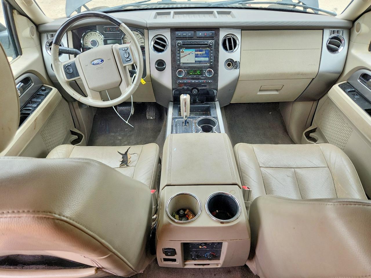 FORD EXPEDITION 2013 — 8
