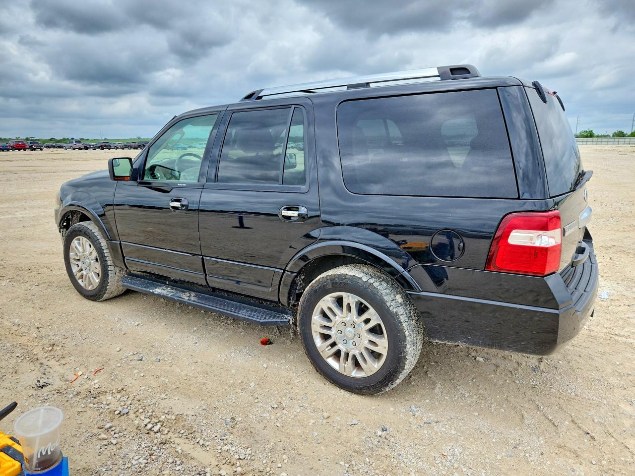 FORD EXPEDITION 2013 — 2