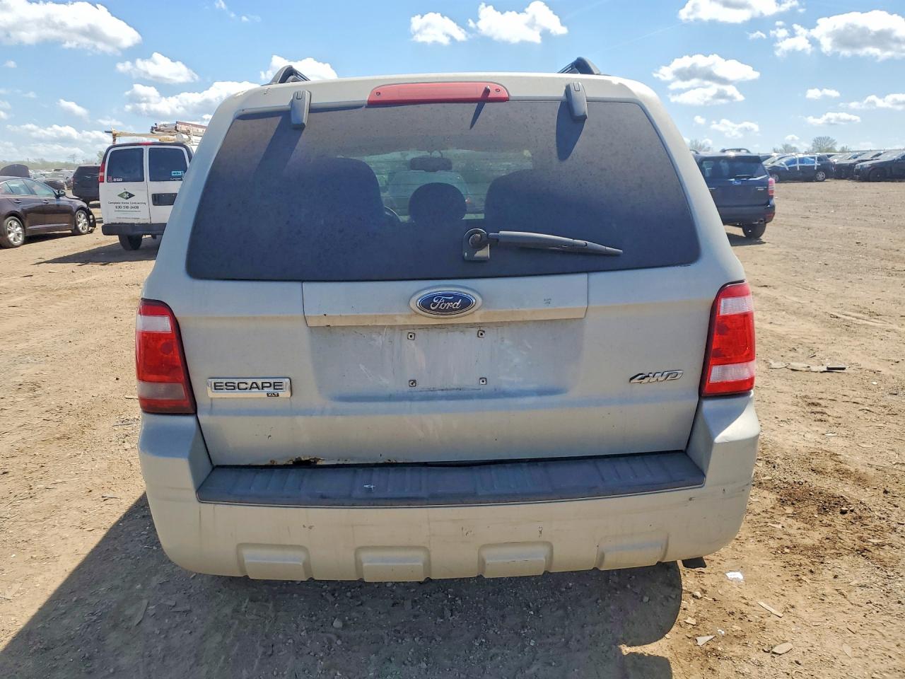 FORD ESCAPE 2009 — 7