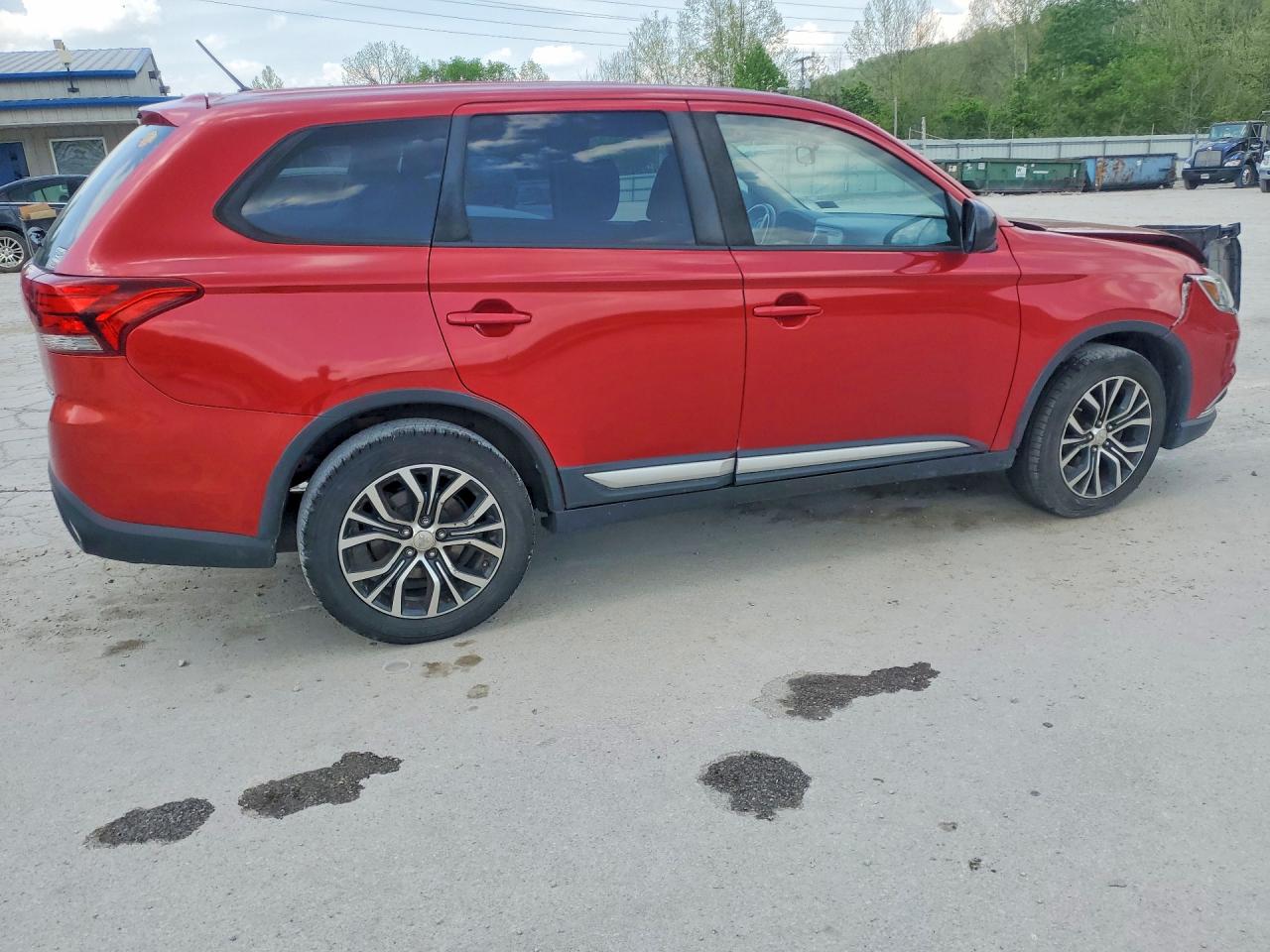 MITSUBISHI OUTLANDER 2016 — 4