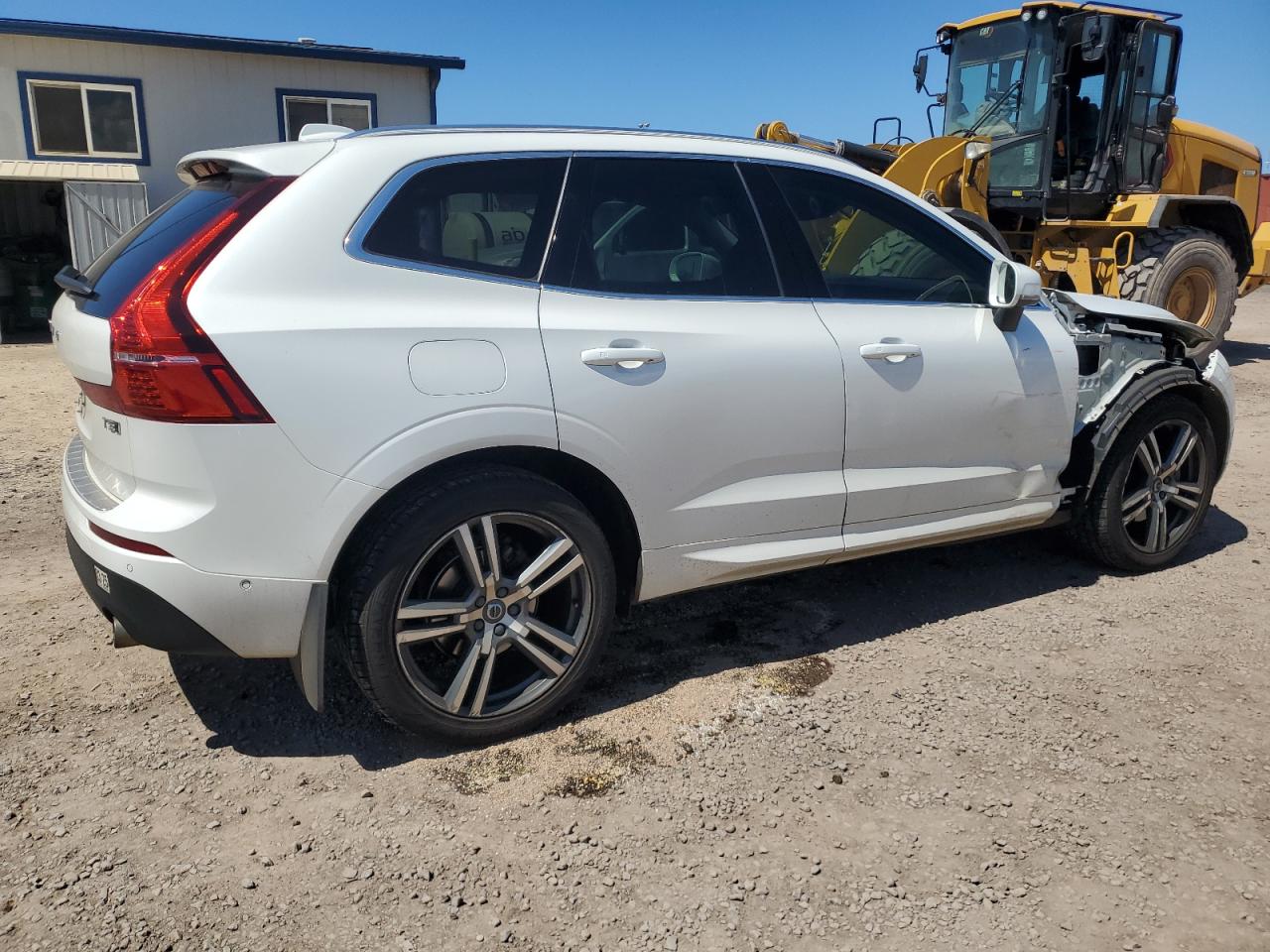 VOLVO XC60 2018 — 4