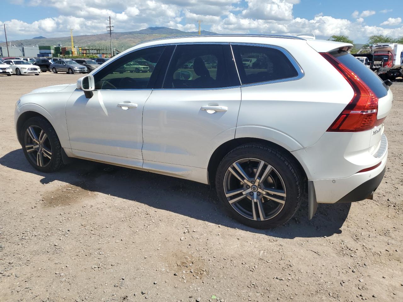 VOLVO XC60 2018 — 3