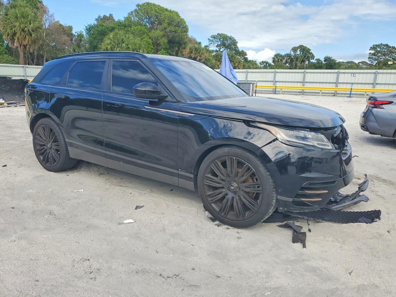 2019 LAND ROVER RANGE ROVER VELAR R-DYNAMIC SE