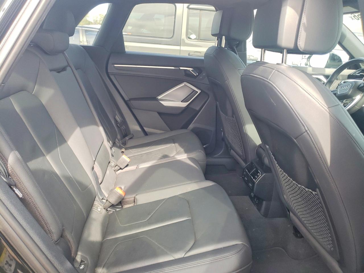 AUDI Q3 2022 — 11
