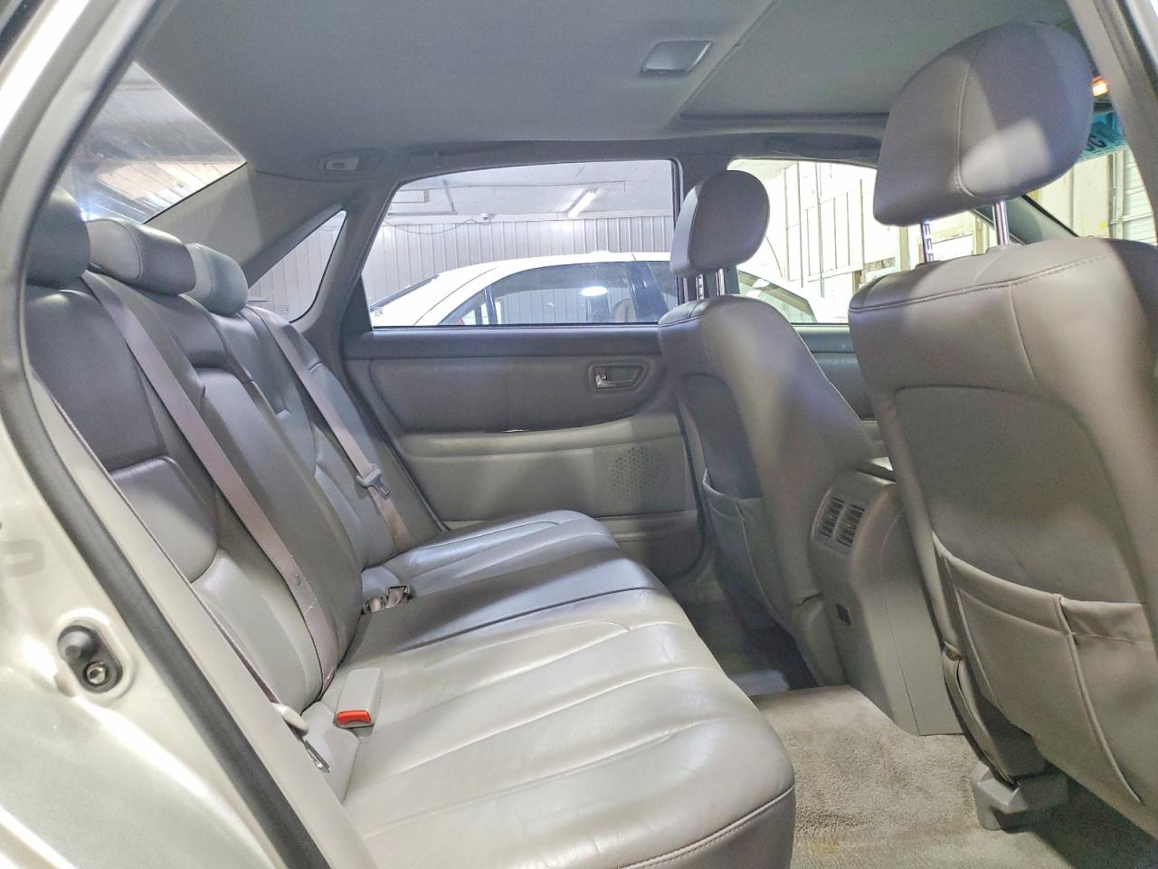 TOYOTA AVALON 2000 — 11