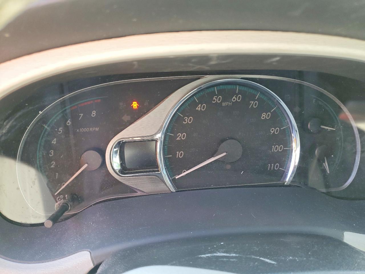 TOYOTA SIENNA 2012 — 10