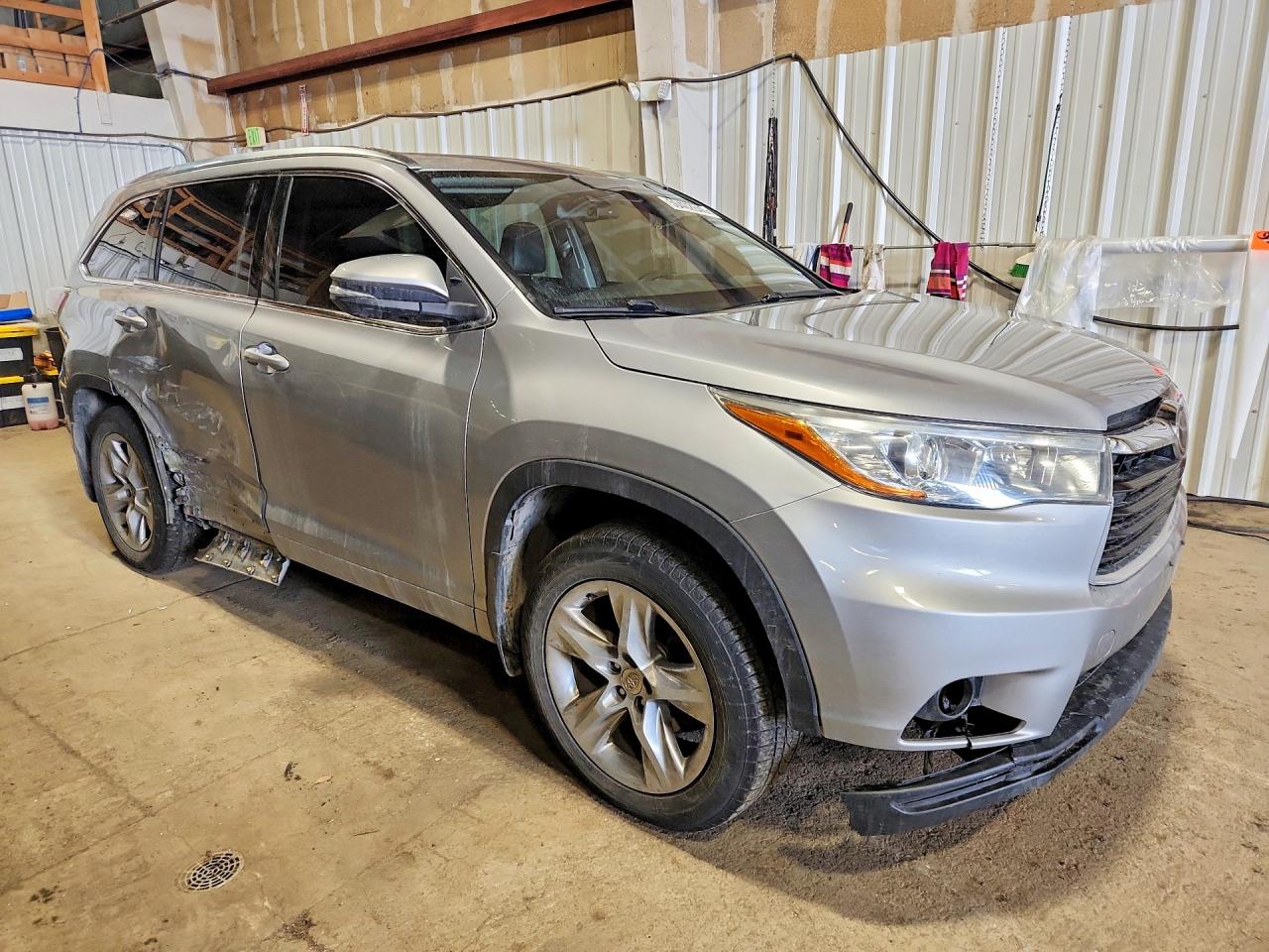 TOYOTA HIGHLANDER 2014 — 5