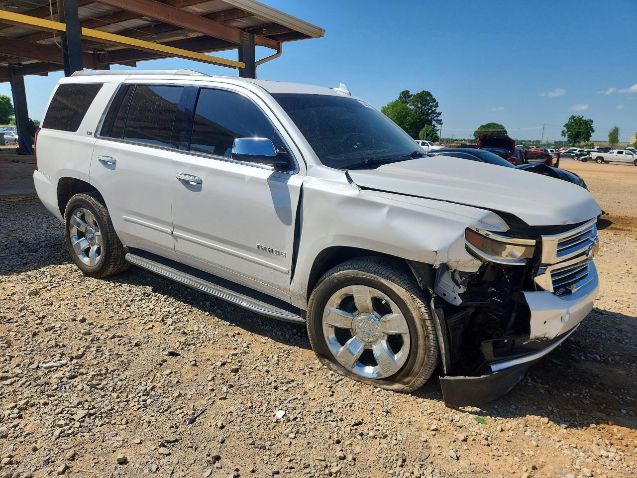 CHEVROLET TAHOE 2016 — 5