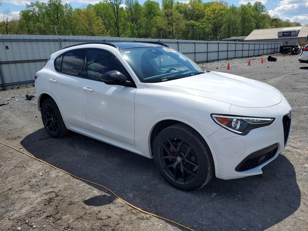 2020 ALFA ROMEO STELVIO