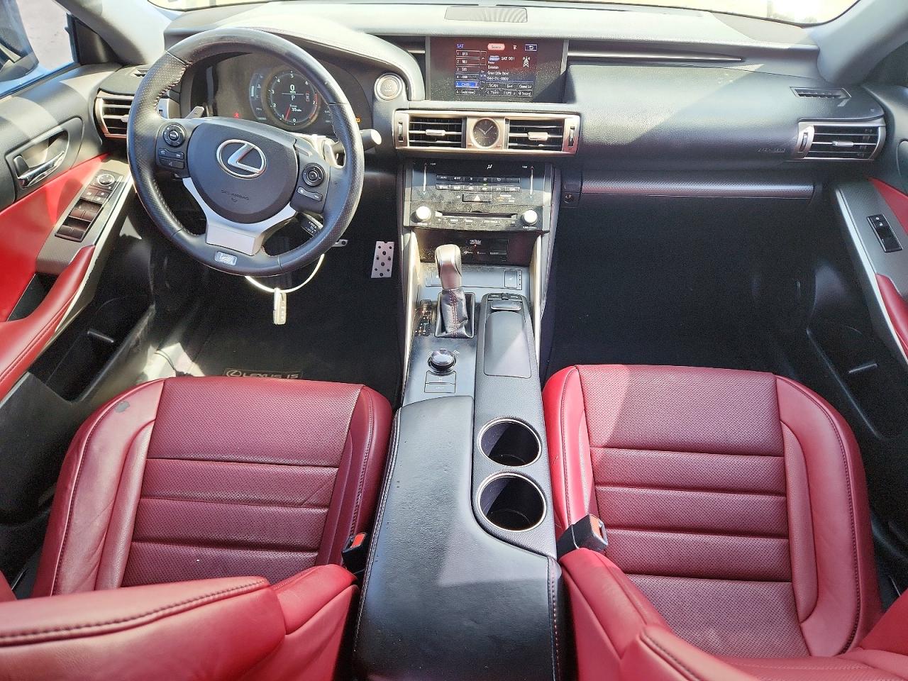 LEXUS IS 2014 — 9