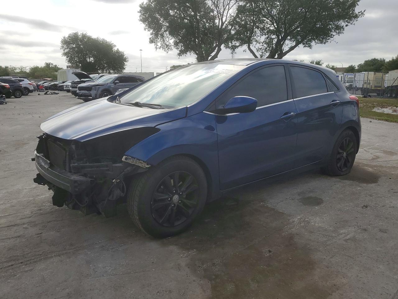 2013 HYUNDAI ELANTRA GT BASE