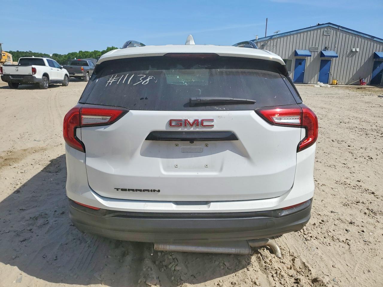 GMC TERRAIN 2023 — 7