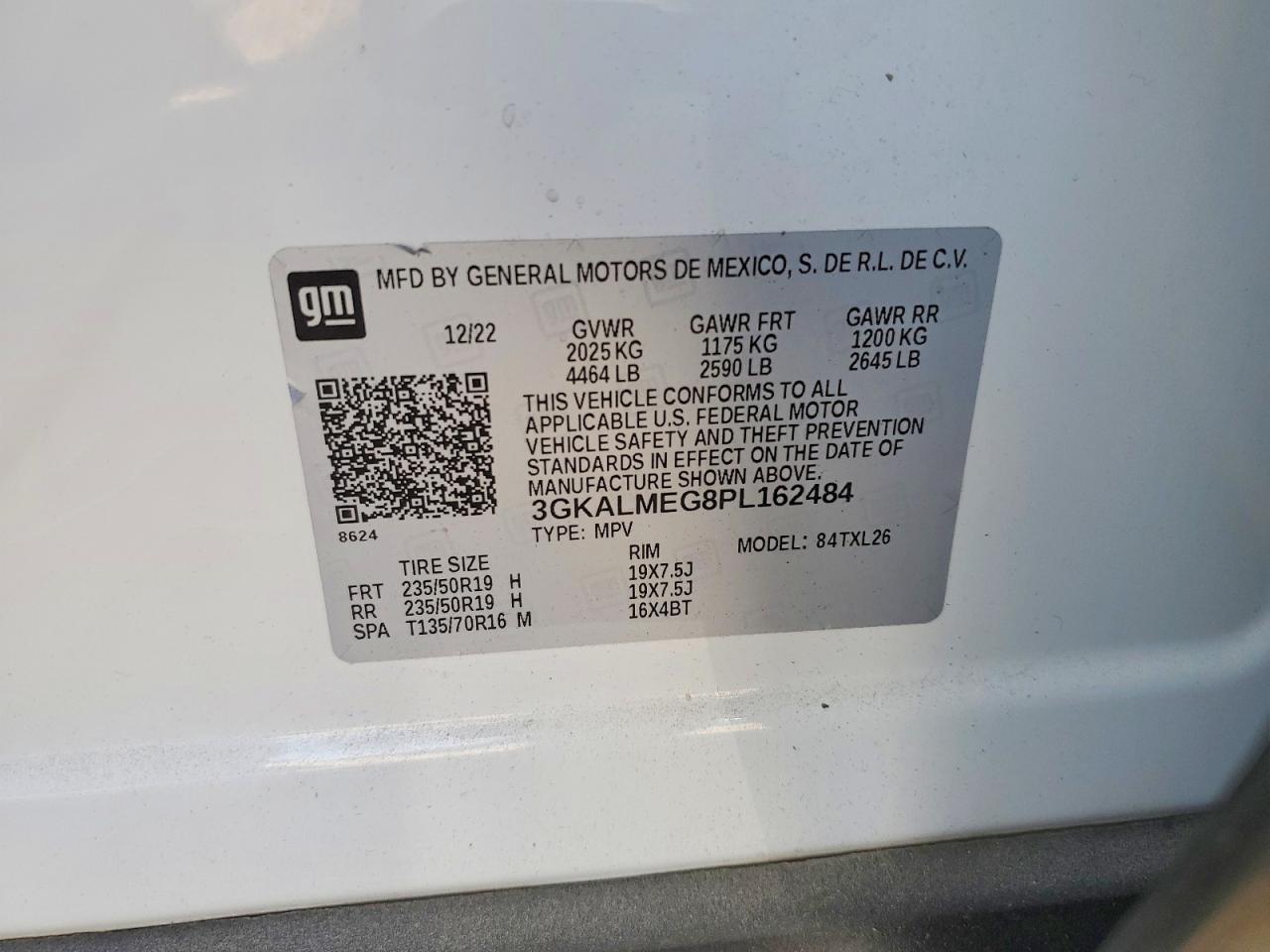 GMC TERRAIN 2023 — 14