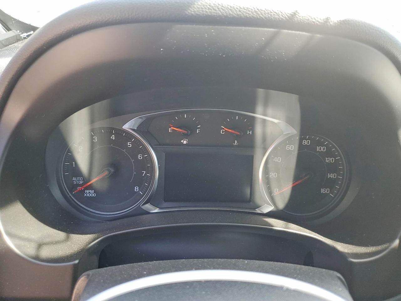 GMC TERRAIN 2023 — 10