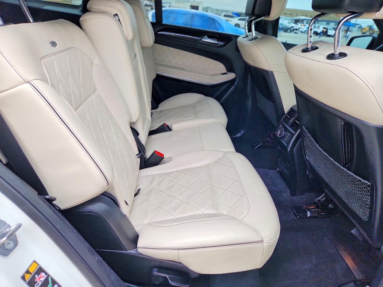MERCEDES-BENZ GLS 2018 — 12
