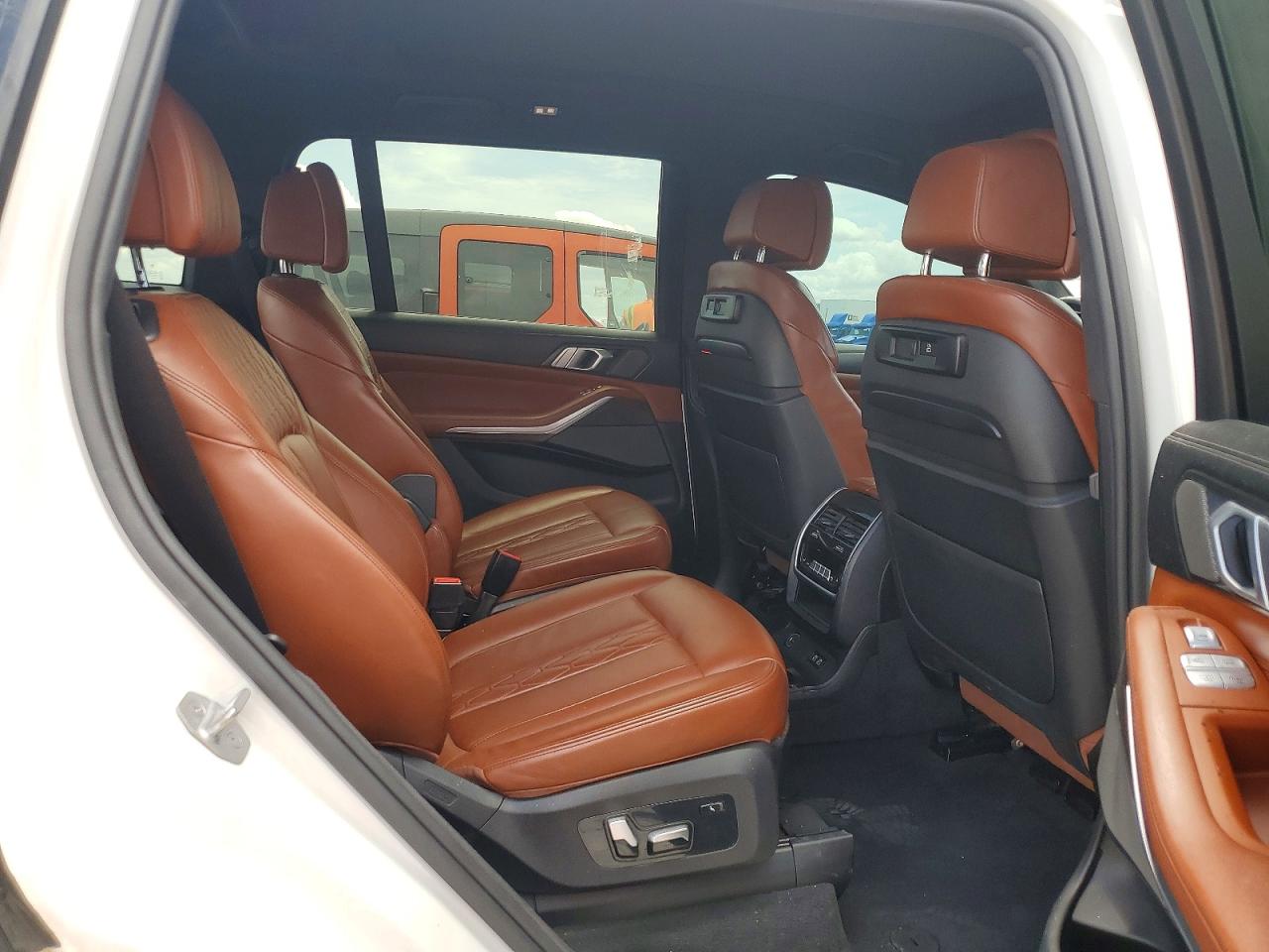 BMW X7 2019 — 12