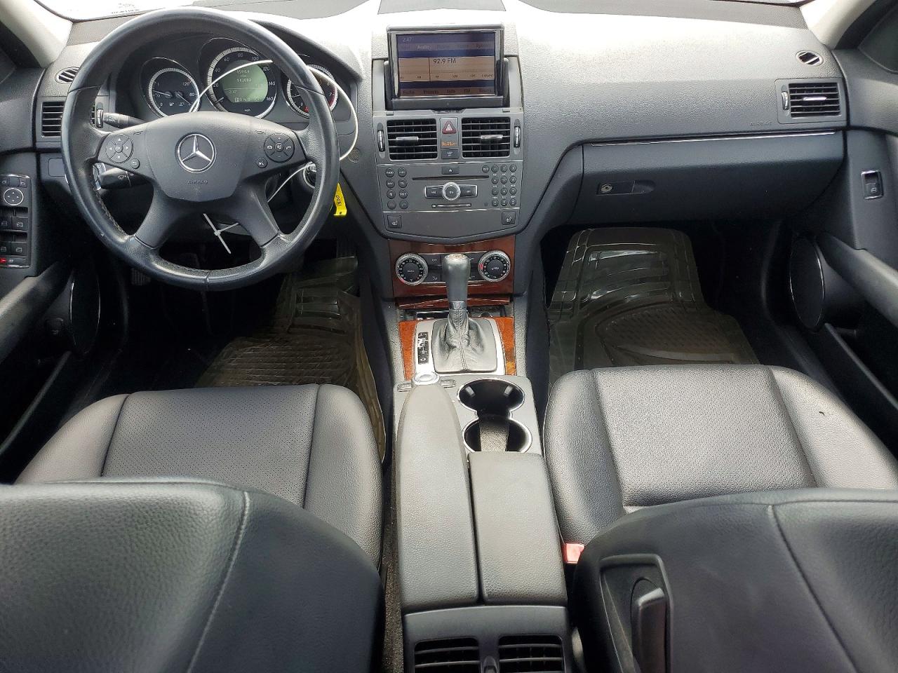 MERCEDES-BENZ C 2010 — 9