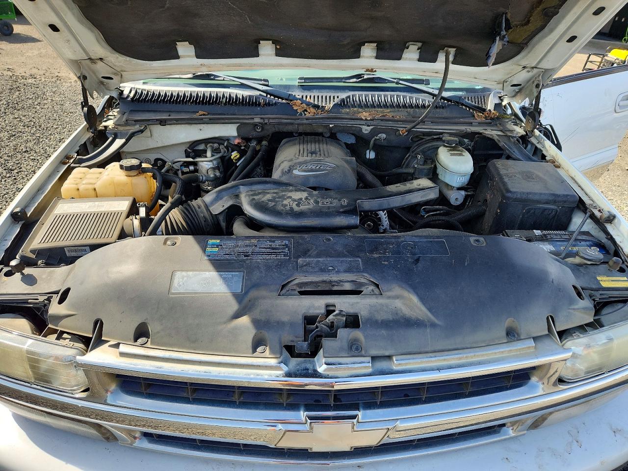 CHEVROLET TAHOE 2003 — 13