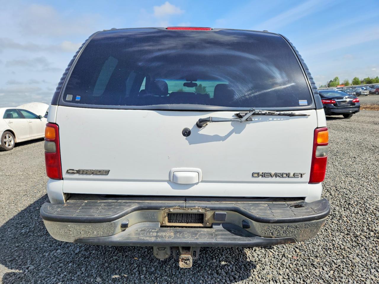 CHEVROLET TAHOE 2003 — 7