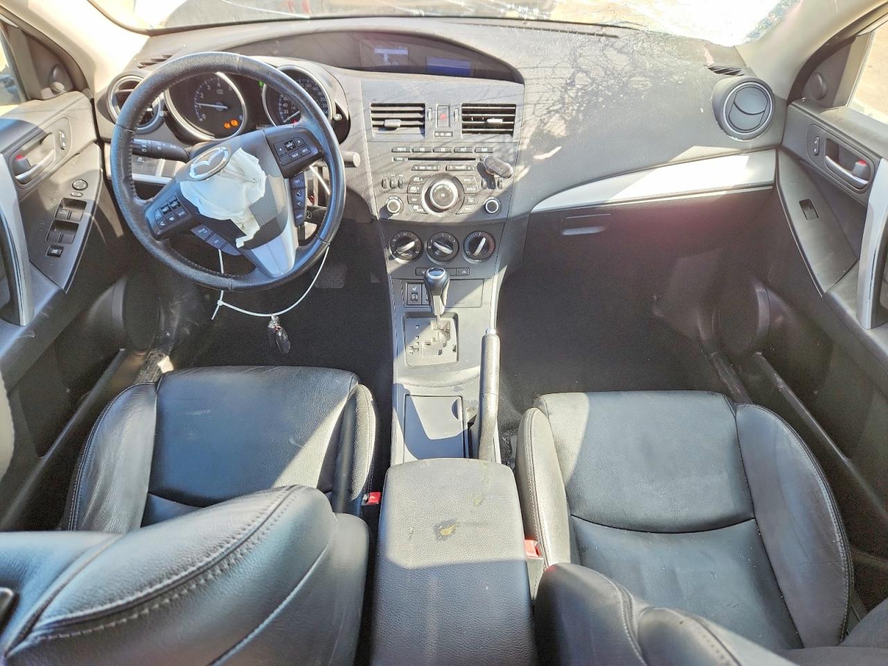 MAZDA 3 2013 — 9