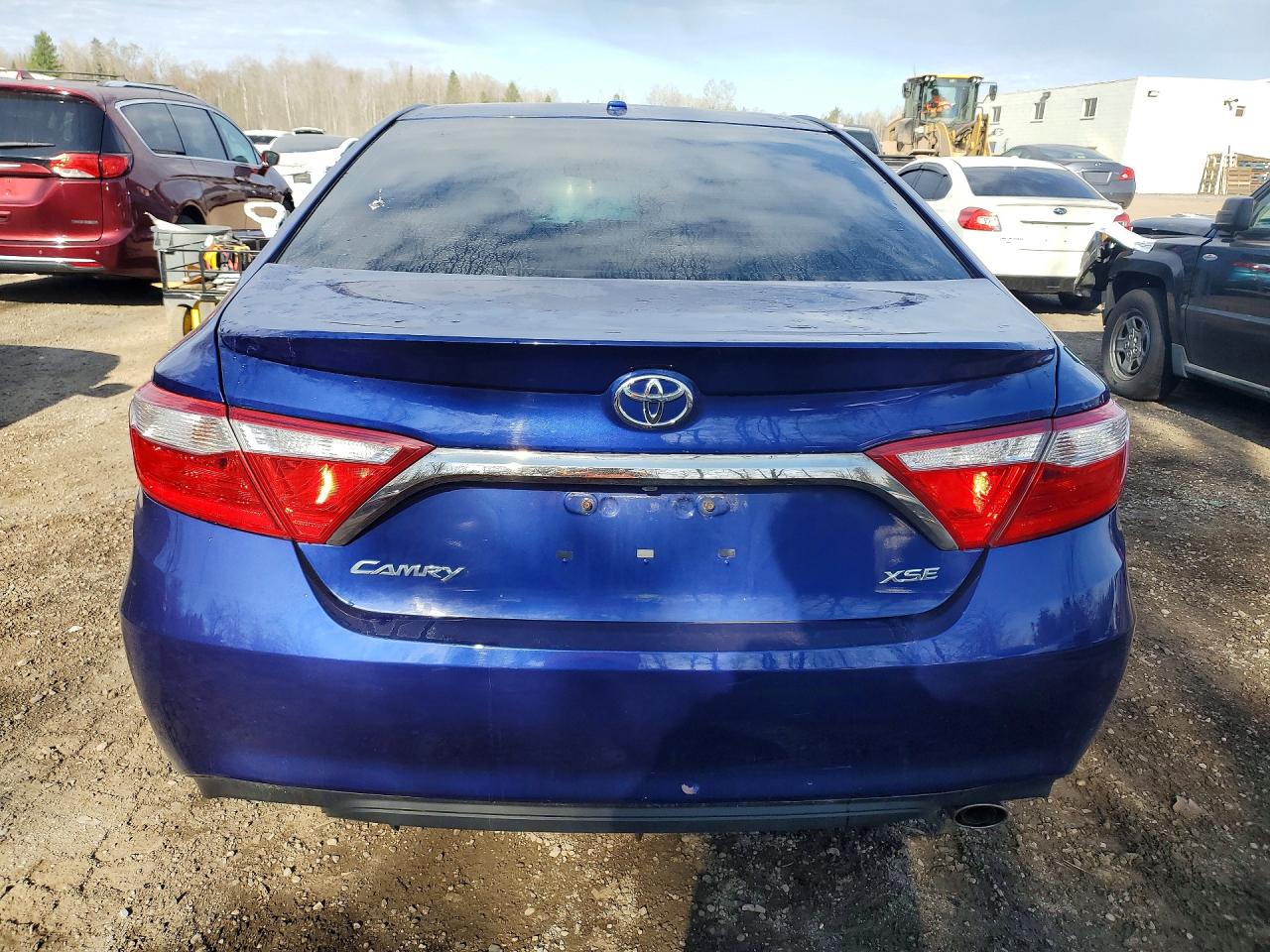 TOYOTA CAMRY 2015 — 7