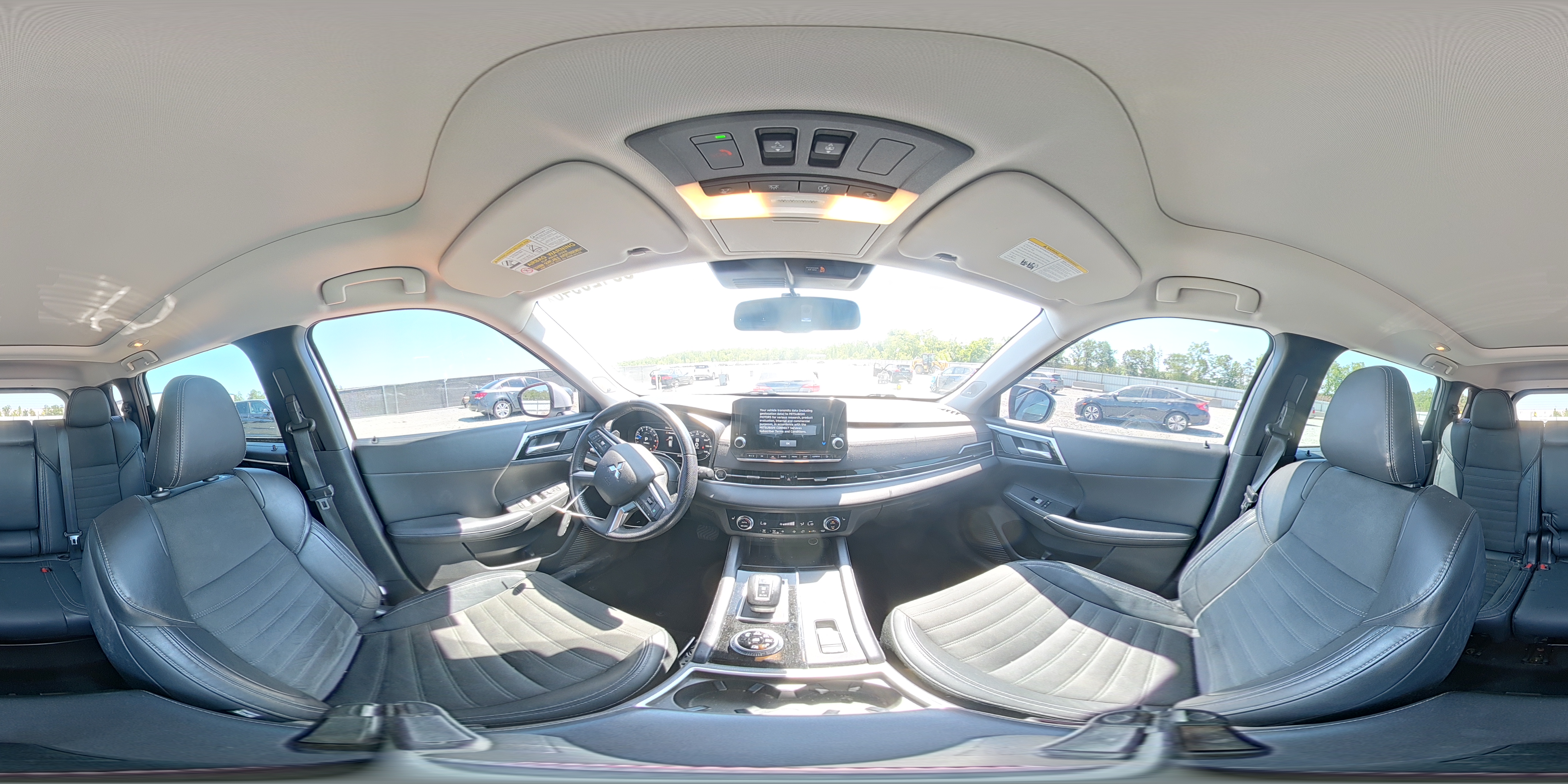 MITSUBISHI OUTLANDER 2023 — 14