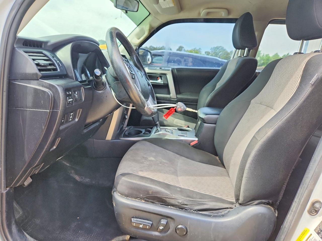 TOYOTA 4RUNNER 2014 — 8