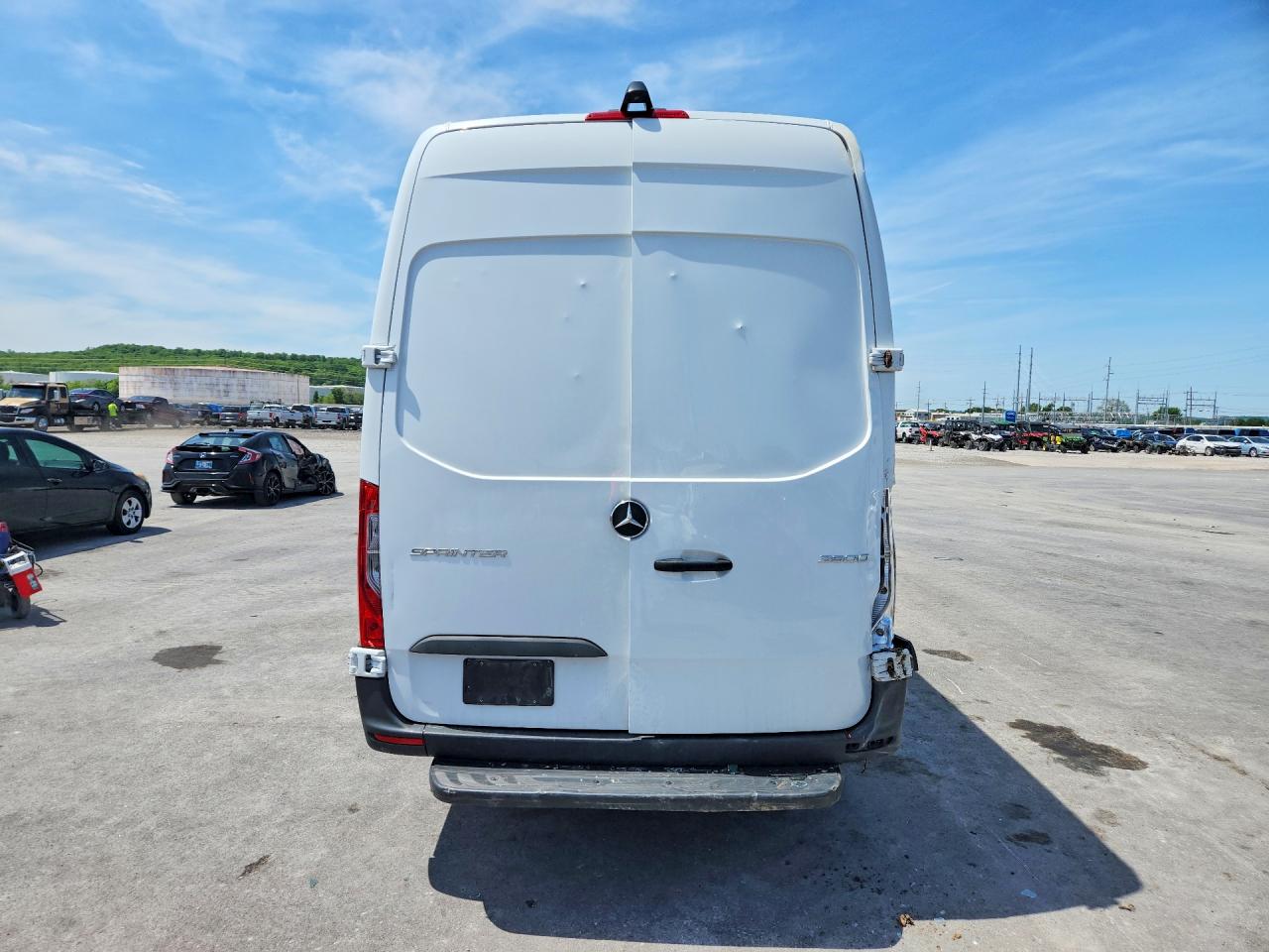 MERCEDES-BENZ SPRINTER 2023 — 7