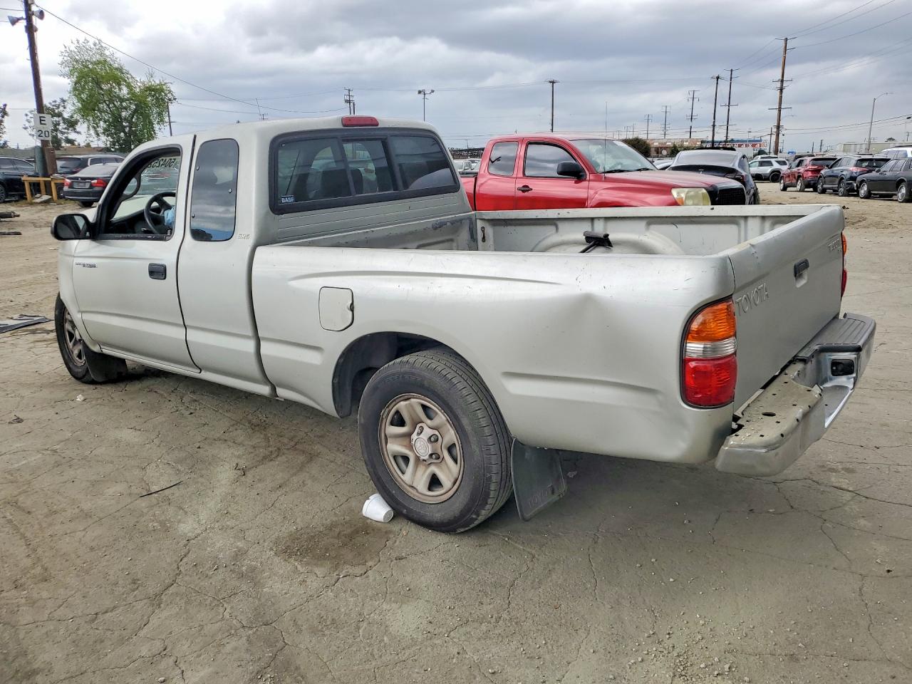 TOYOTA TACOMA 2002 — 3