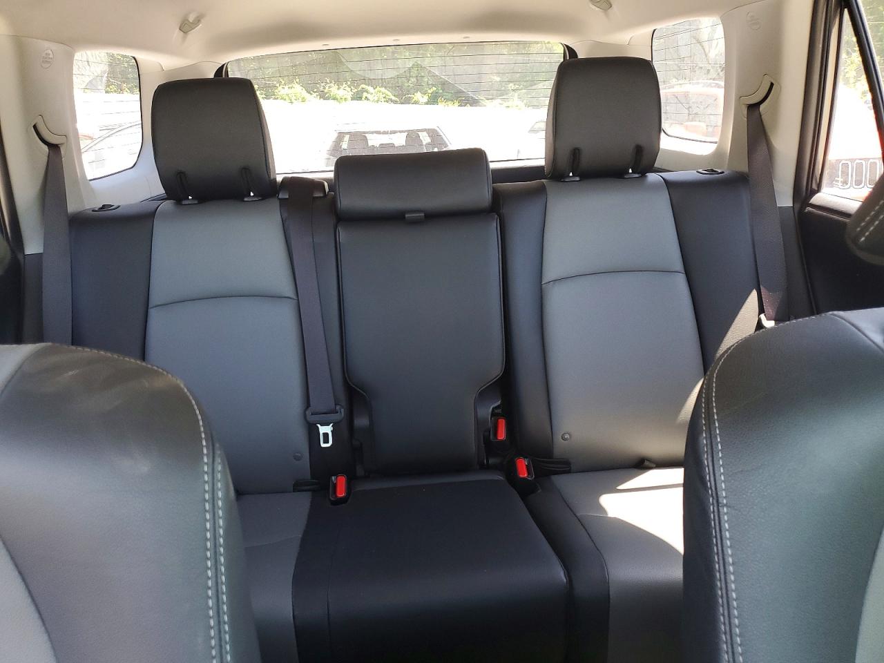 TOYOTA 4RUNNER 2019 — 11