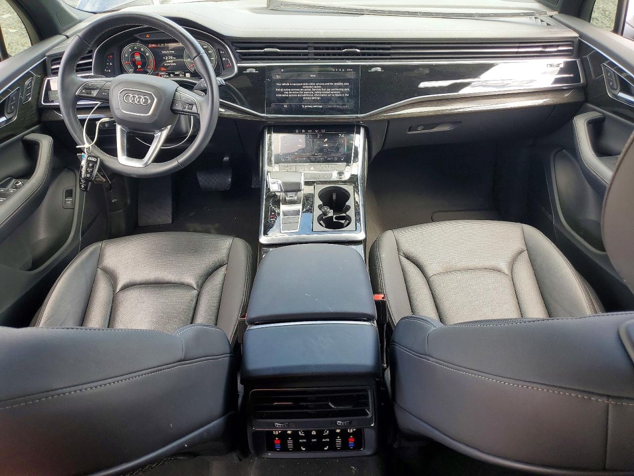 AUDI Q7 2025 — 9