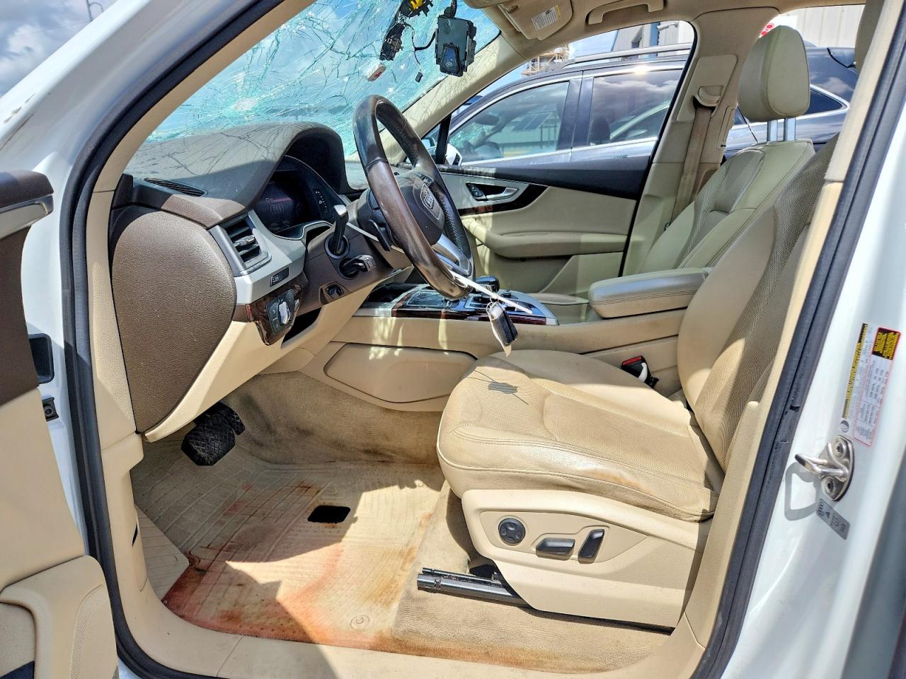AUDI Q7 2019 — 8