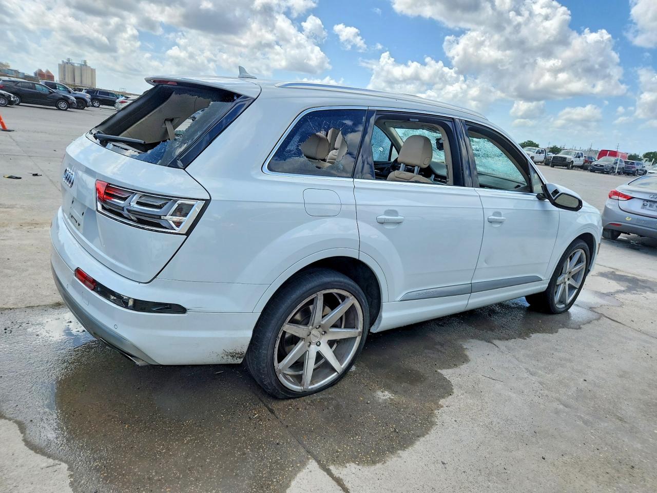 AUDI Q7 2019 — 4