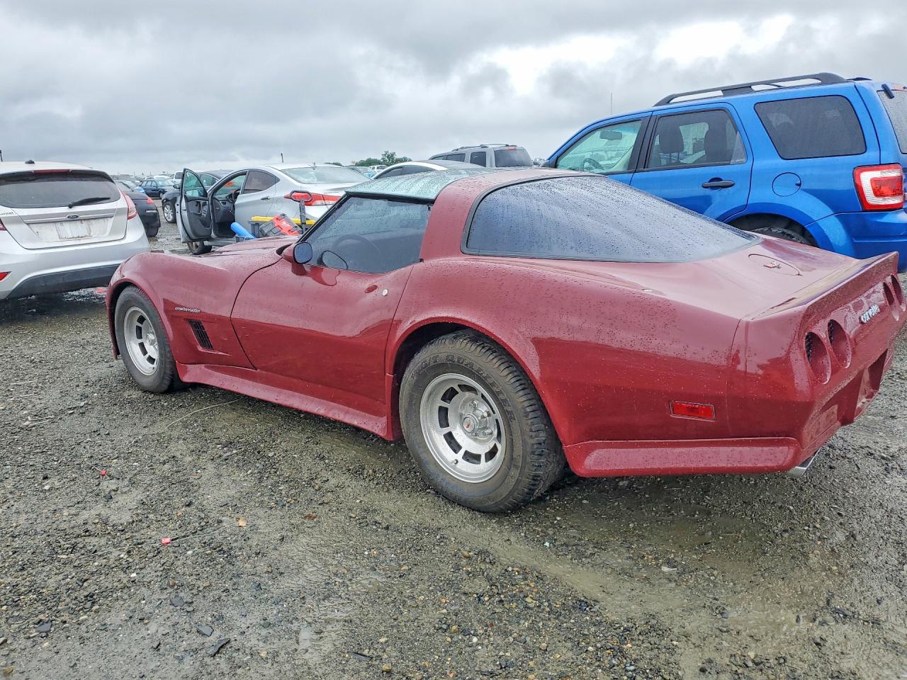 CHEVROLET CORVETTE 1982 — 3