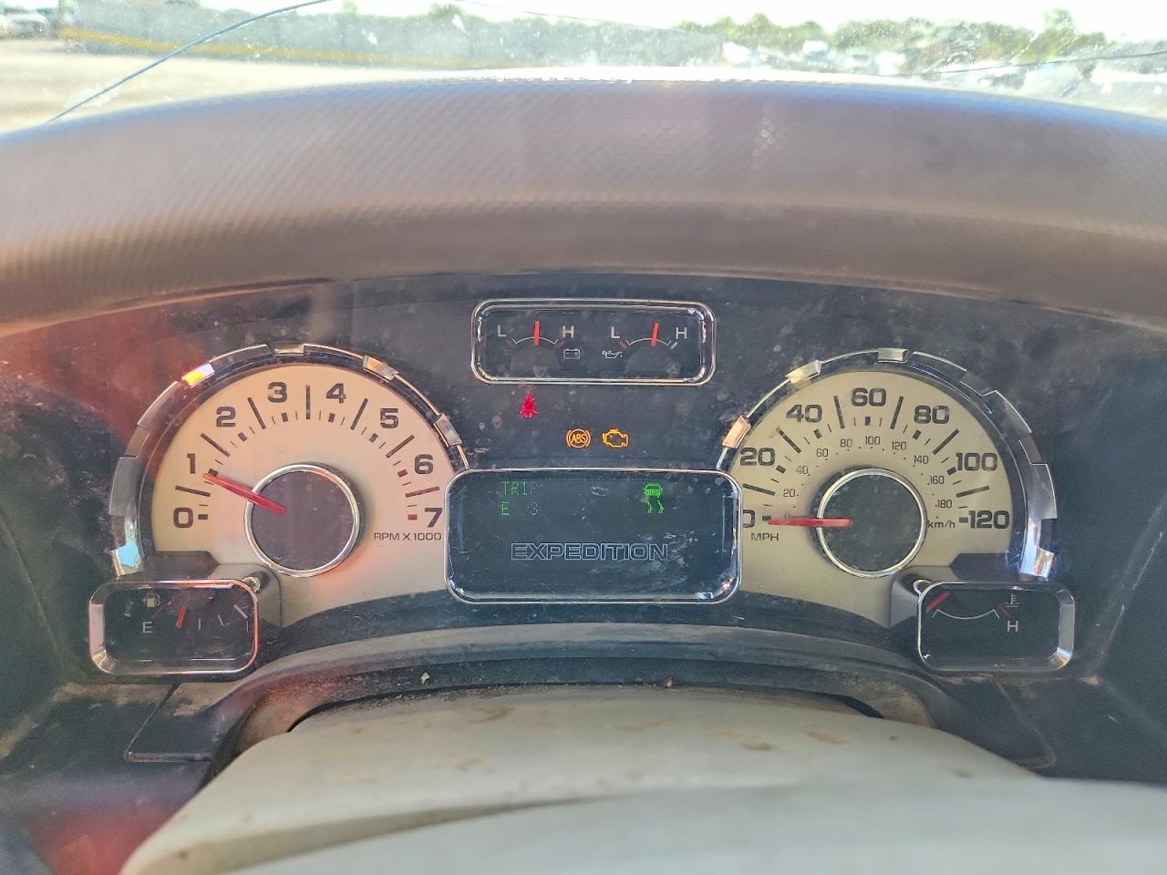 FORD EXPEDITION 2008 — 10