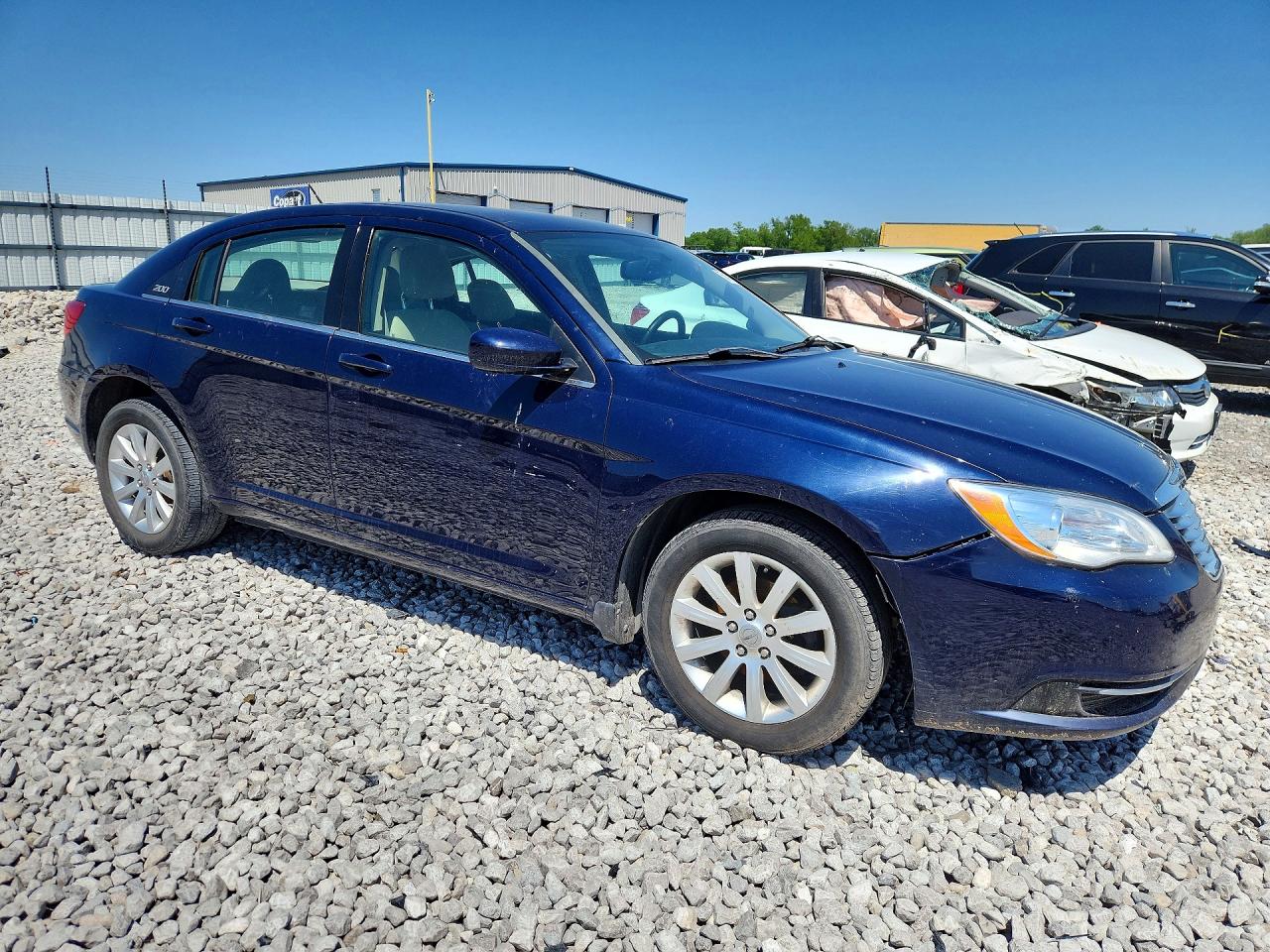 CHRYSLER 200 2013 — 5