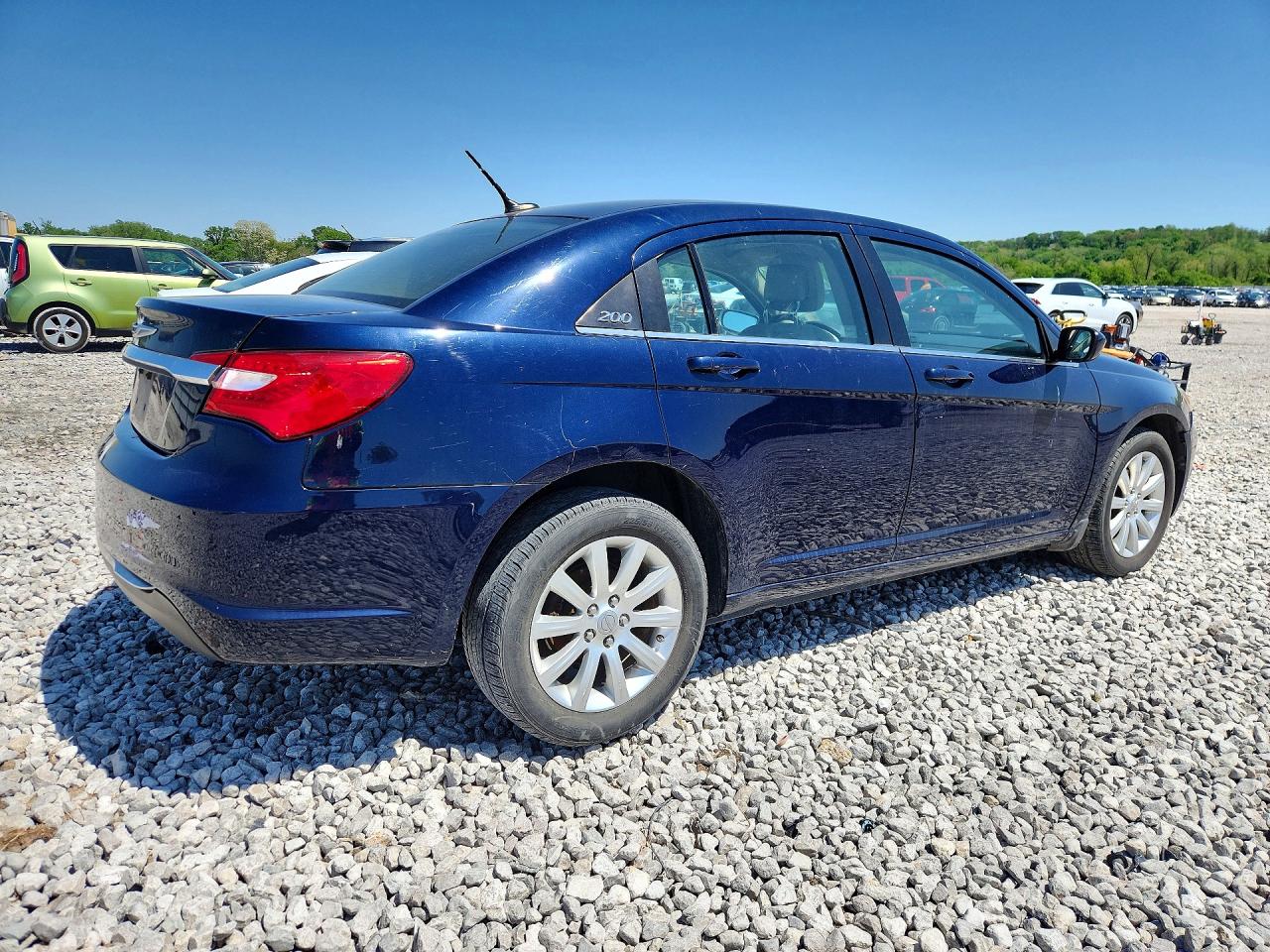 CHRYSLER 200 2013 — 4