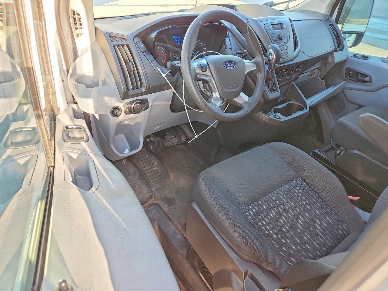FORD TRANSIT 2018 — 9