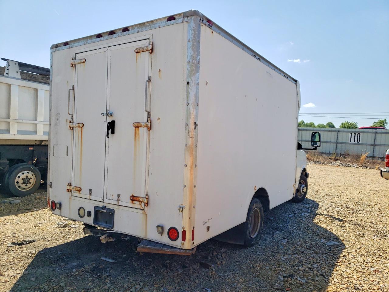 CHEVROLET EXPRESS G3500 2005 — 4