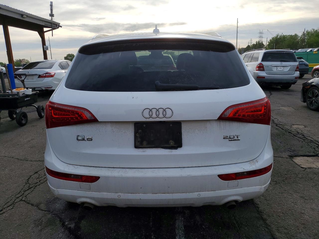 AUDI Q5 2011 — 7