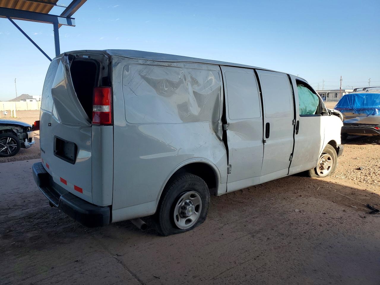 CHEVROLET EXPRESS G2500 2020 — 4