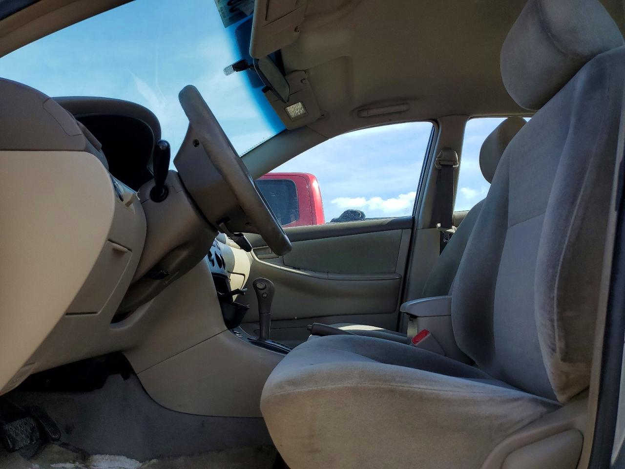 TOYOTA COROLLA 2004 — 8
