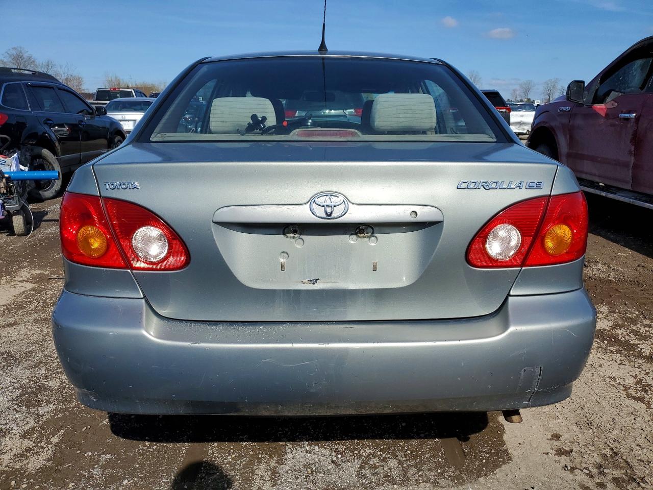 TOYOTA COROLLA 2004 — 7