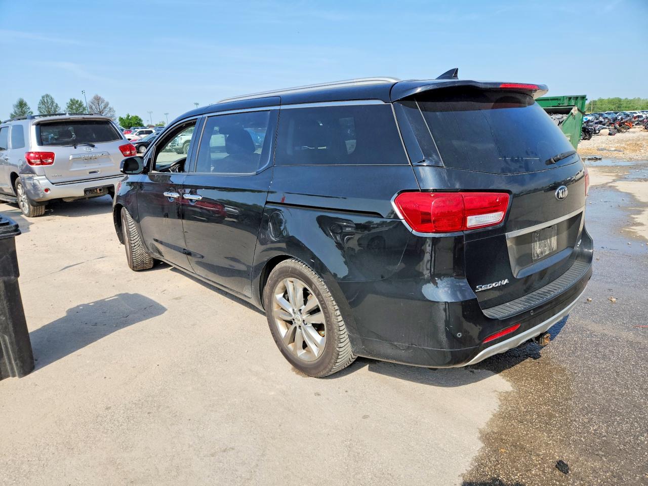 KIA SEDONA 2016 — 3