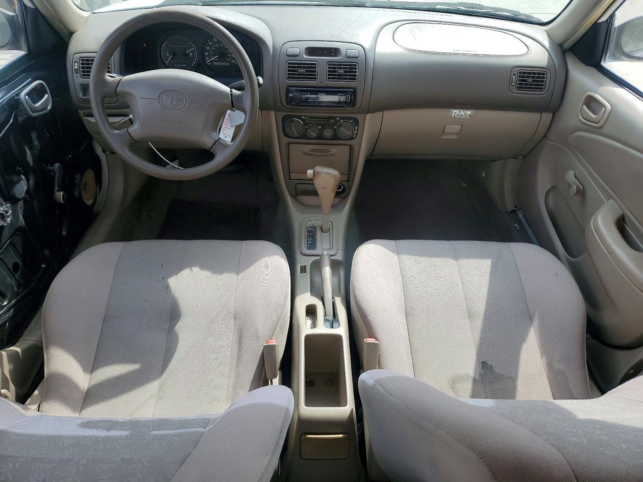 TOYOTA COROLLA 2000 — 9