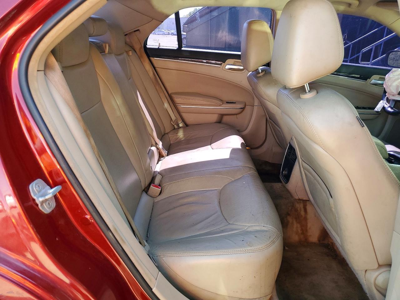 CHRYSLER 300 2013 — 11