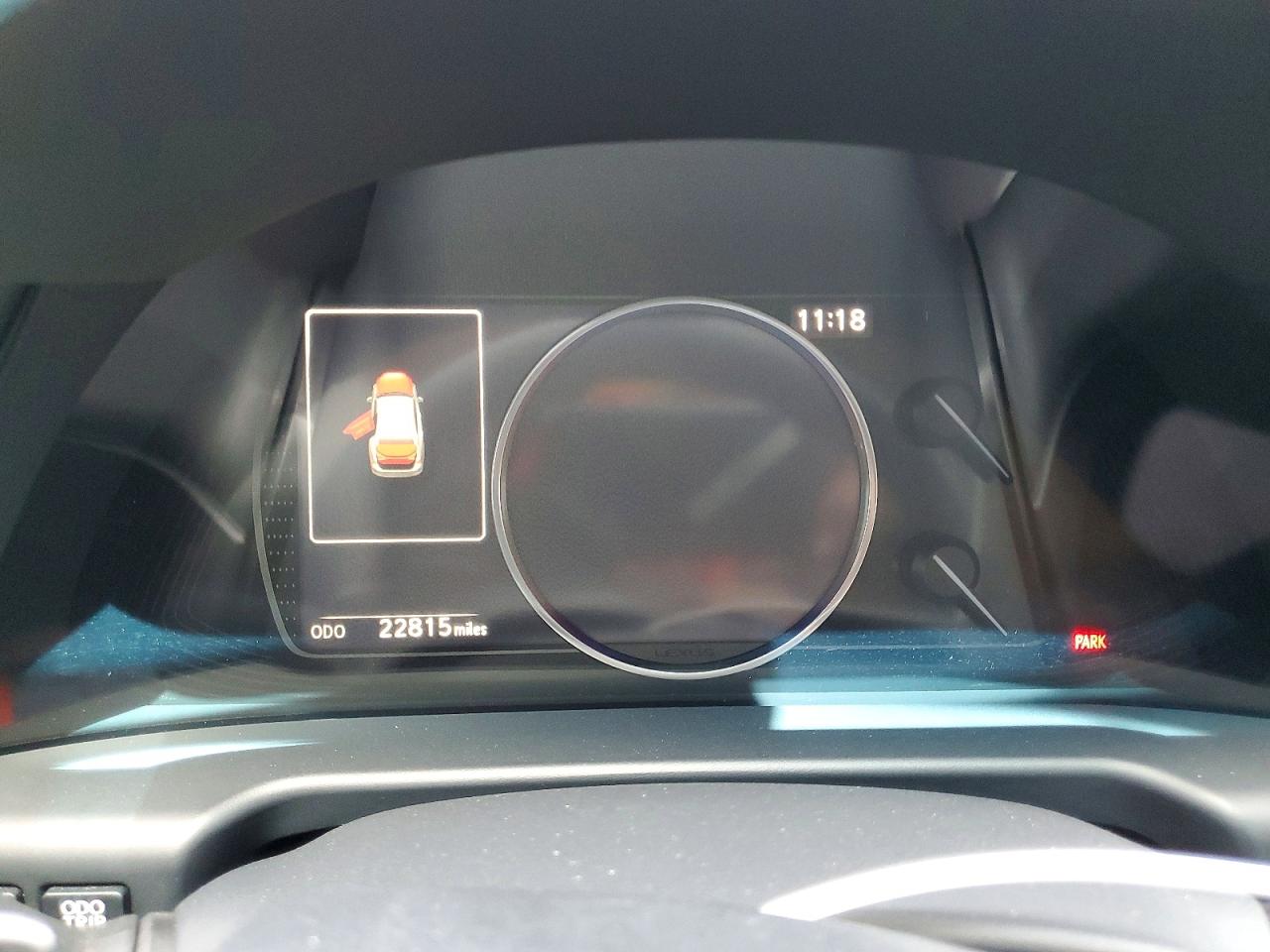 LEXUS ES 300H 2025 — 10
