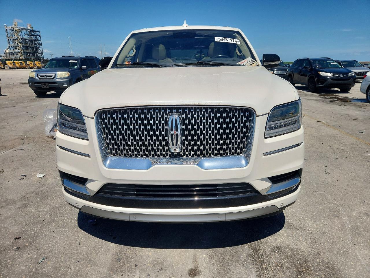 LINCOLN NAVIGATOR 2019 — 6